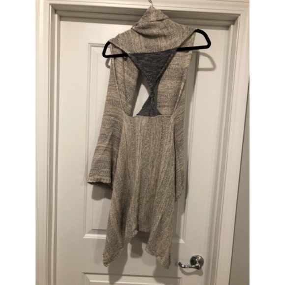 Anthropologie Sparrow Twist Back Sweater Vest - Picture 4 of 6